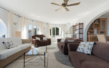 Property slide 10