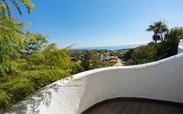 Property slide 24