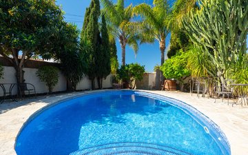 Property slide 34