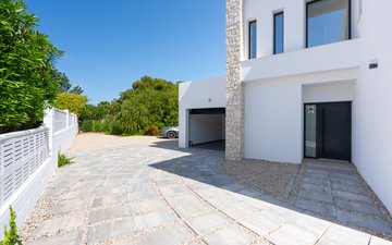Property slide 33
