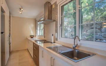 Property slide 16