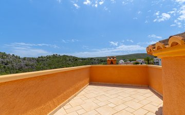 Property slide 27