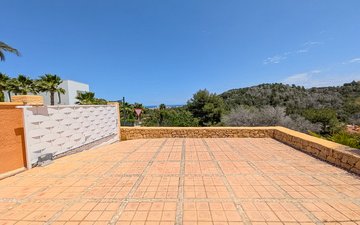 Property slide 33