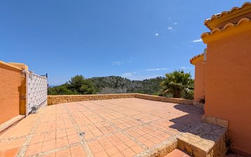Property slide 34
