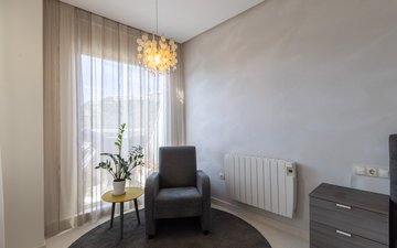 Property slide 18