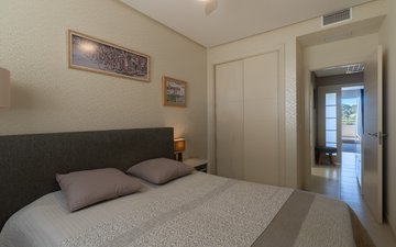 Property slide 22