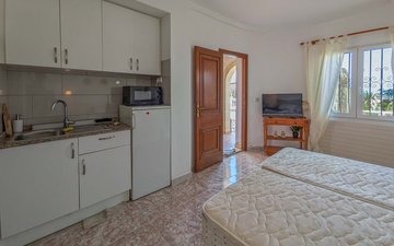 Property slide 37