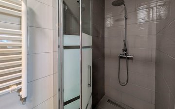 Property slide 40