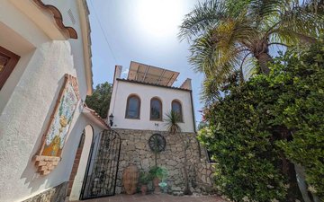 Property slide 46