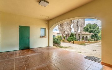 Property slide 30