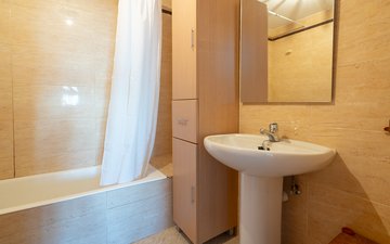 Property slide 14