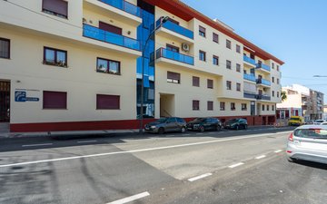 Property slide 25