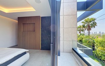 Property slide 30
