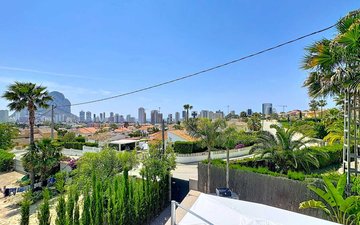 Property slide 40