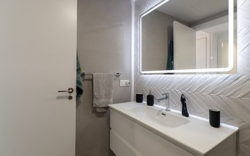 Property slide 24