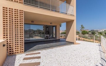 Property slide 28