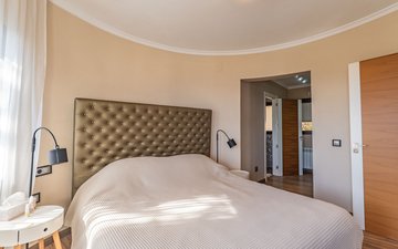 Property slide 24