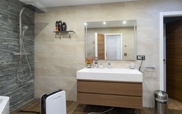 Property slide 44
