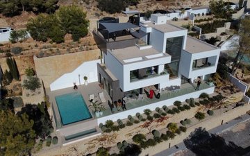 Property slide 30