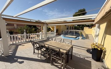 Property slide 40