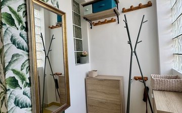Property slide 25