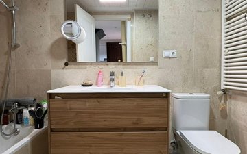 Property slide 24