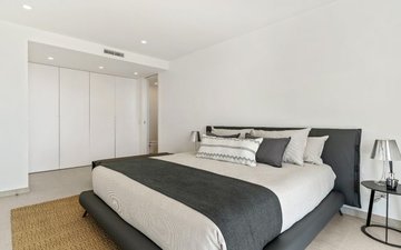 Property slide 21