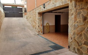 Property slide 29
