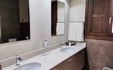 Property slide 22