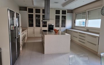 Property slide 27