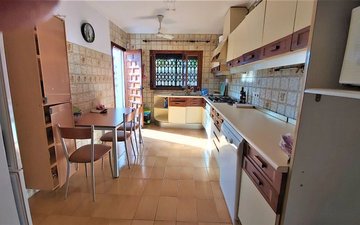Property slide 16