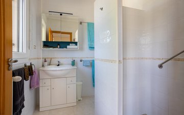 Property slide 16
