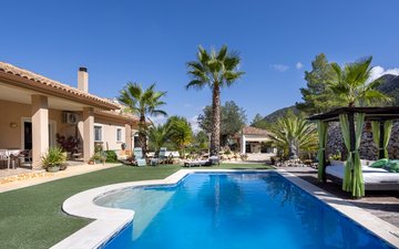 Property slide 30