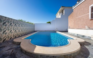 Property slide 41