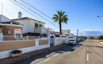 Property slide 42