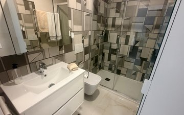 Property slide 18
