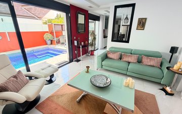 Property slide 18