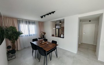 Property slide 4
