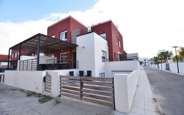 Property slide 44