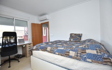 Property slide 20