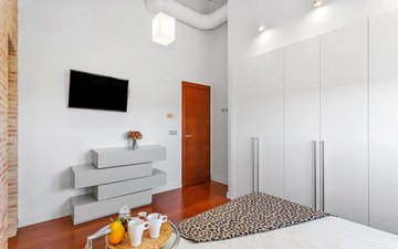 Property slide 31