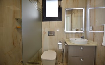 Property slide 39