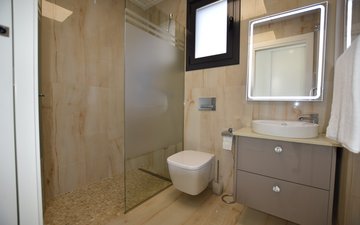 Property slide 40