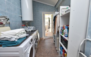 Property slide 22