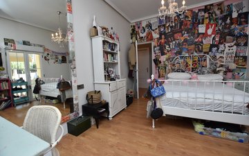 Property slide 25