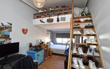 Property slide 32