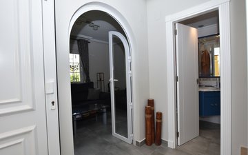 Property slide 16