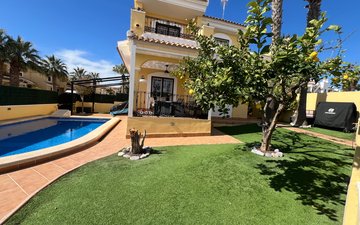 Property slide 32