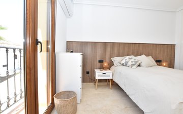 Property slide 22