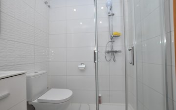 Property slide 32
